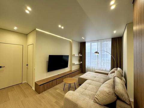 квартира по адресу Салютная ул., 2-Б