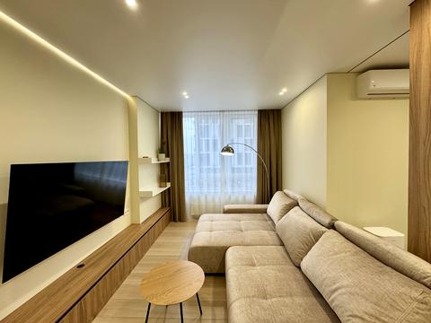 квартира по адресу Салютная ул., 2-Б