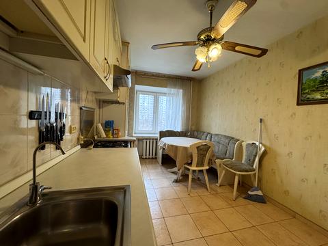 квартира за адресою Київ, Казарменна вул. (Григорія Андрющенка), 4-А