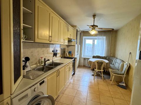 квартира за адресою Київ, Казарменна вул. (Григорія Андрющенка), 4-А