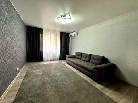 квартира за адресою Київ, Микільсько-Слобідська вул., 4