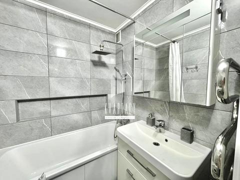 квартира за адресою Червоної Калини просп. (Володимира Маяковського), 66-А