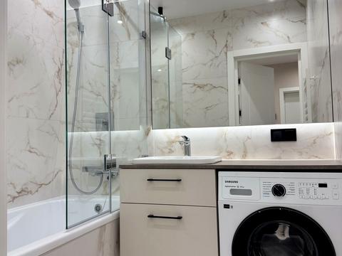 квартира по адресу Молодіжна ул., 10