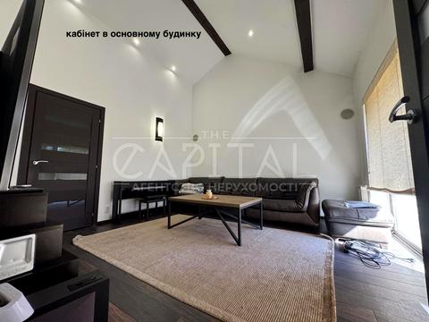 будинок за адресою Жовтнева вул.