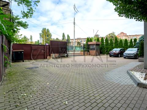 комерційна за адресою Київ, Жилянська вул., 97-А