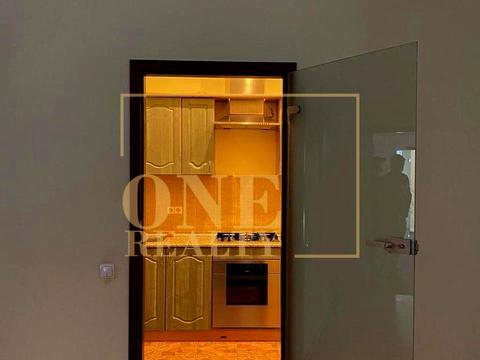 комерційна за адресою Богдана Хмельницького вул., 42