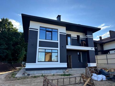 будинок за адресою Чорновола вул.