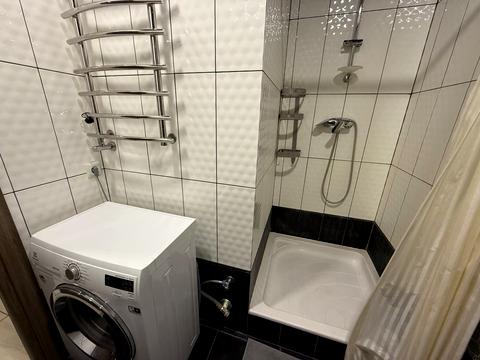 квартира за адресою Угорська вул., 27