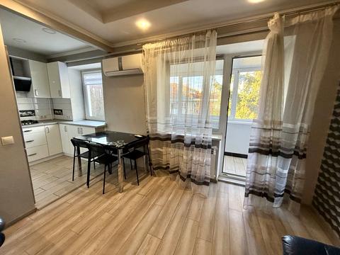 квартира за адресою Угорська вул., 27