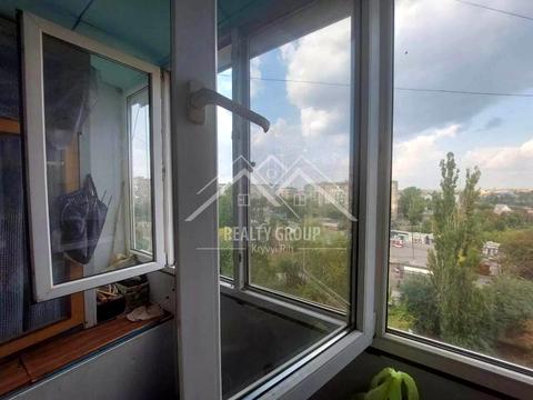 квартира за адресою Свято-Миколаївська вул. (Леніна), 8