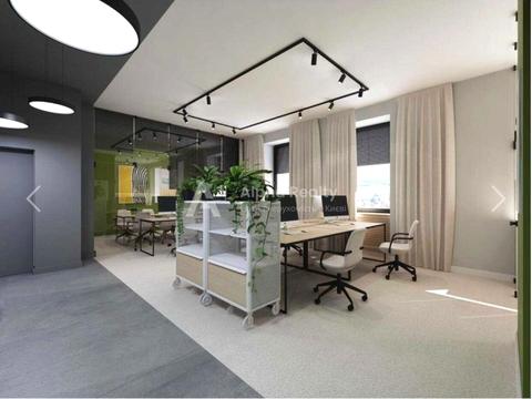 комерційна за адресою Володимирська вул., 81-Б