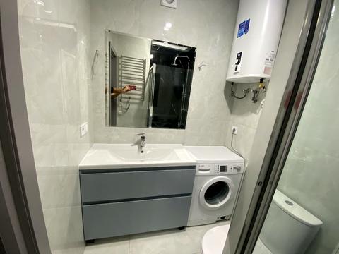 квартира за адресою Залізнична вул., 7