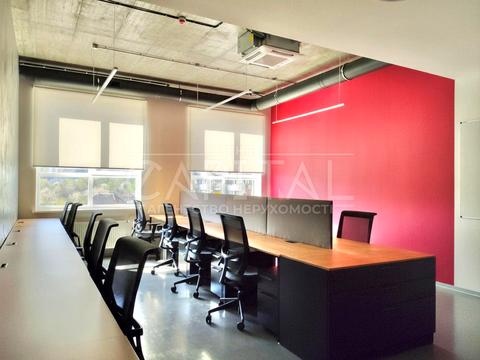 комерційна за адресою Нижньоключова вул., 14