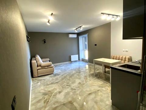 квартира за адресою Залізнична вул., 7