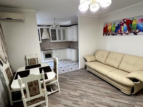 квартира за адресою Василя Симоненка вул., 5