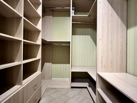 квартира за адресою Василя Симоненка вул., 5