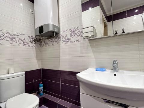 квартира за адресою Василя Симоненка вул., 5