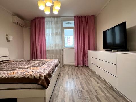 квартира за адресою Василя Симоненка вул., 5