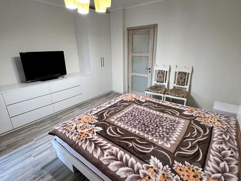 квартира за адресою Василя Симоненка вул., 5