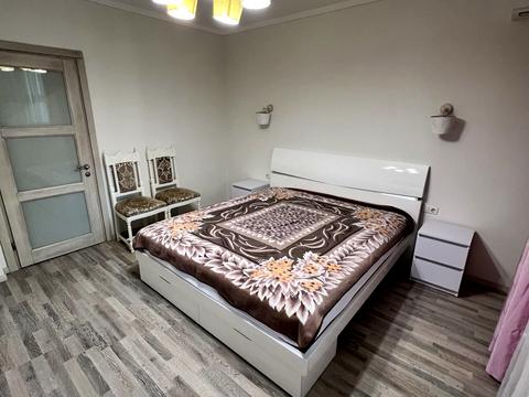 квартира за адресою Василя Симоненка вул., 5