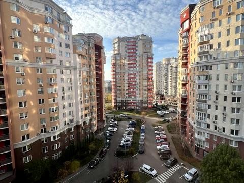 квартира за адресою Василя Симоненка вул., 5