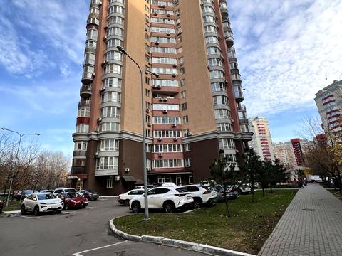 квартира за адресою Василя Симоненка вул., 5