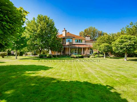 будинок за адресою Миру вул.