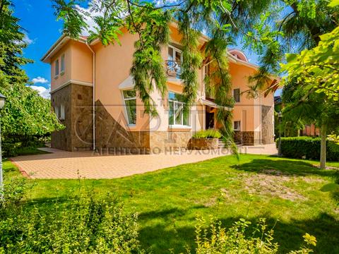 будинок за адресою Миру вул.