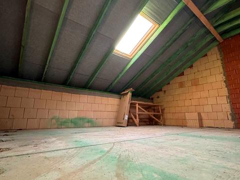 дом по адресу Центральна