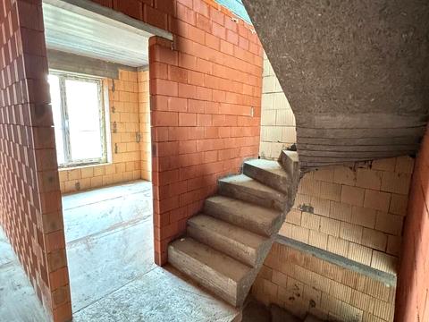 дом по адресу Центральна