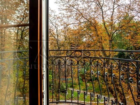 комерційна за адресою Жилянська вул., 97-А