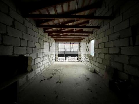 дом по адресу Тополёвая ул.