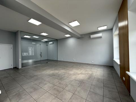 комерційна за адресою Дмитра Яворницького просп. (Карла Маркса), 72-Б