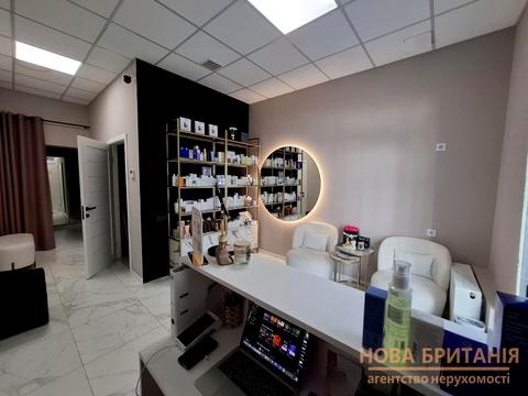 комерційна за адресою Михайла Максимовича вул. (Онуфрія Трутенка), 26-В