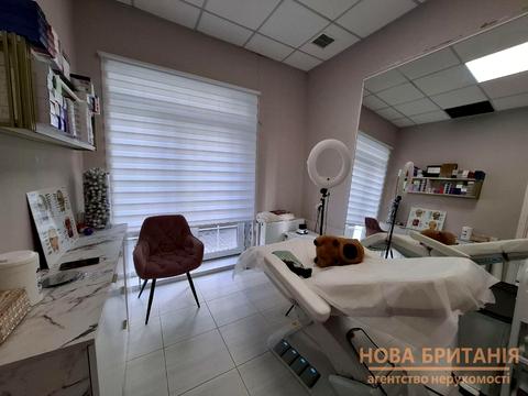 комерційна за адресою Михайла Максимовича вул. (Онуфрія Трутенка), 26-В