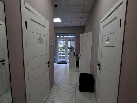 комерційна за адресою Михайла Максимовича вул. (Онуфрія Трутенка), 26-В