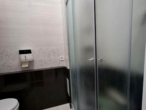 комерційна за адресою Михайла Максимовича вул. (Онуфрія Трутенка), 26-В