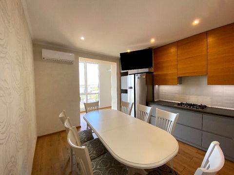 квартира за адресою Олега Антонова вул. (Карла Маркса), 13б