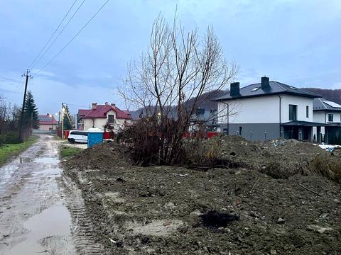 участок по адресу 