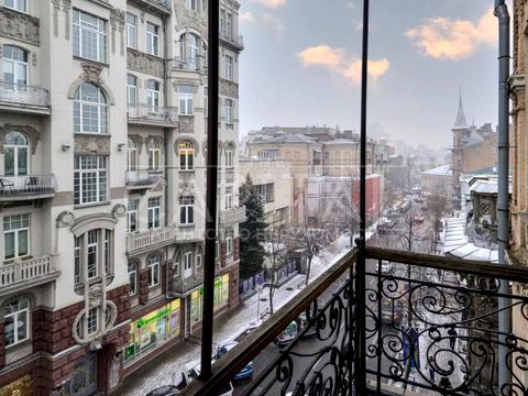 комерційна за адресою Ярославів Вал вул., 7