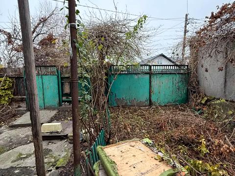 будинок за адресою Василя Корнієнка вул. (Гагринська)