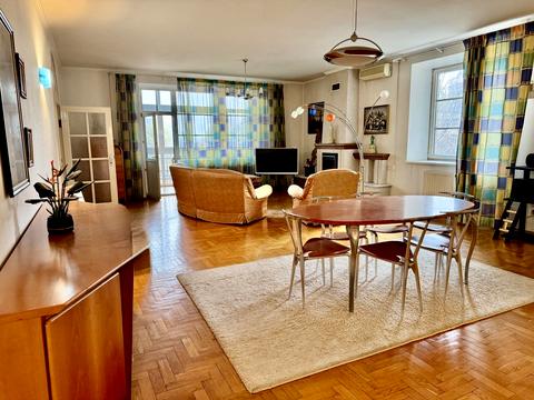 квартира по адресу Бехтеревский пер., 14