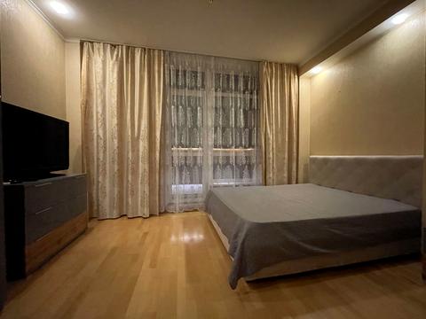 квартира за адресою Андрія Верхогляда вул. (Михайла Драгомирова), 5