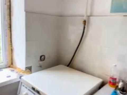 квартира за адресою Леоніда Каденюка просп. (Юрія Гагаріна), 15