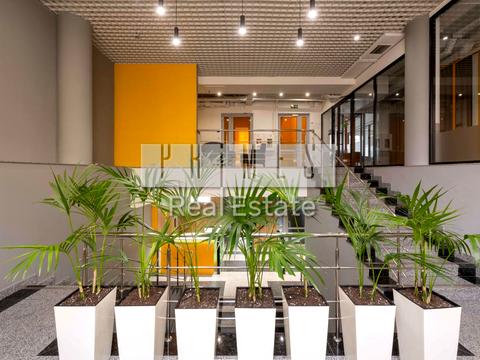 комерційна за адресою Боричів Тік вул., 38В