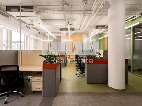 комерційна за адресою Боричів Тік вул., 38В