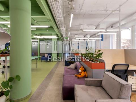 комерційна за адресою Боричів Тік вул., 38В