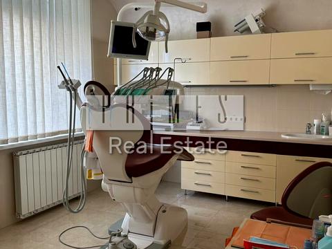 комерційна за адресою Володимира Івасюка просп. (Героїв Сталінграду), 6