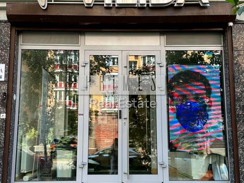 комерційна за адресою Володимира Івасюка просп. (Героїв Сталінграду), 6