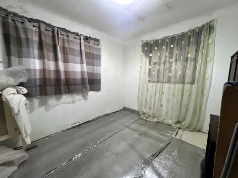 дом по адресу Снятынская ул.